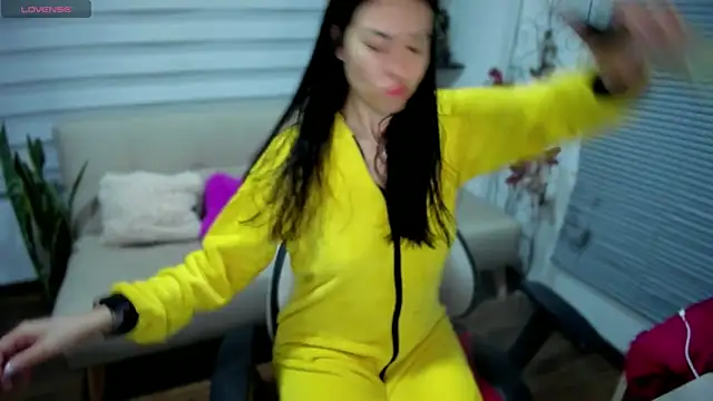 Lunlunera online show from 9, 4, 2026