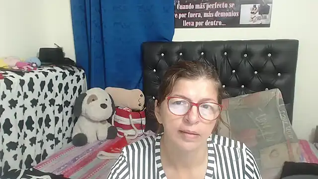 Snapshot of jellyfishhot chatting on 22, 12, 2025 jellyfishhot online show from 22, 12, 2025