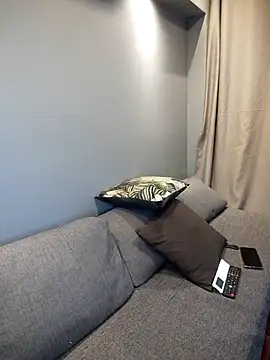 Snapshot of biancabombombbw chatting on 2, 10, 2025 biancabombombbw online show from 2, 10, 2025