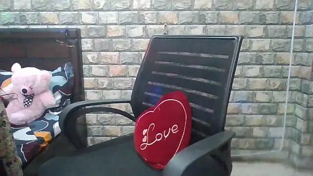 Snapshot of Sexy_iknoor chatting on 16, 11, 2025 Sexy iknoor online show from 16, 11, 2025