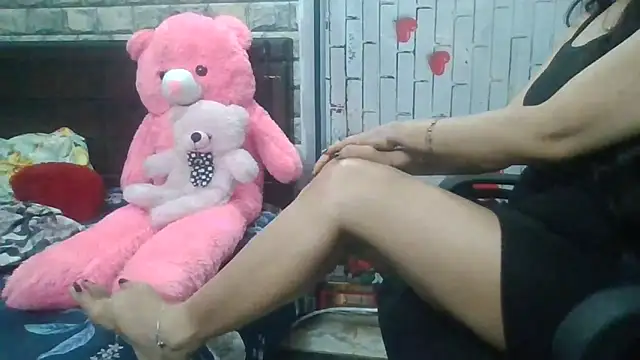 Snapshot of Sexy_iknoor chatting on 17, 4, 2026 Sexy iknoor online show from 17, 4, 2026