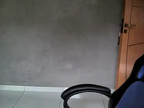 Snapshot of Gust027 chatting on 13, 4, 2026 Gust027 online show from 13, 4, 2026