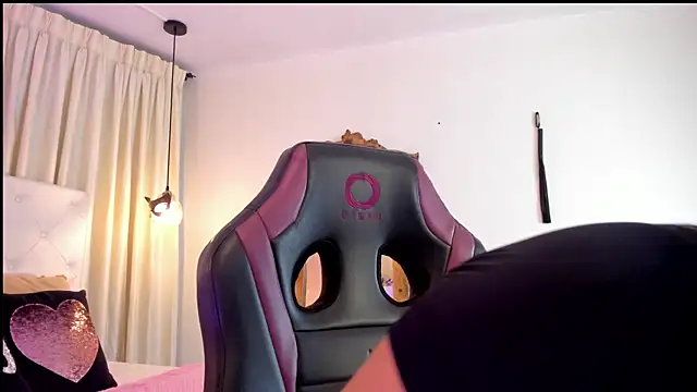 BonnieBad01 online show from 23, 11, 2025