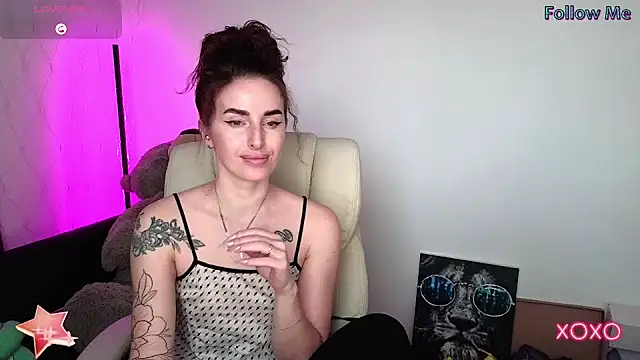 xx adrihanna xx online show from 5, 2, 2025