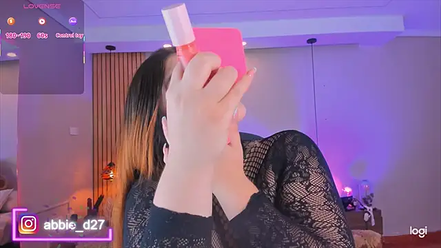 AbbieEdmond online show from 28, 9, 2025