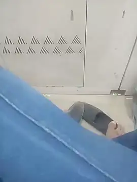 Snapshot of deshifuckers chatting on 16, 12, 2024 deshifuckers online show from 16, 12, 2024