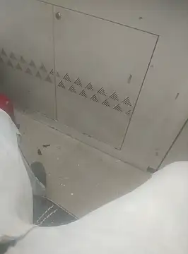 Snapshot of deshifuckers chatting on 4, 1, 2025 deshifuckers online show from 4, 1, 2025