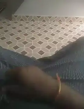 Snapshot of deshifuckers chatting on 3, 2, 2025 deshifuckers online show from 3, 2, 2025