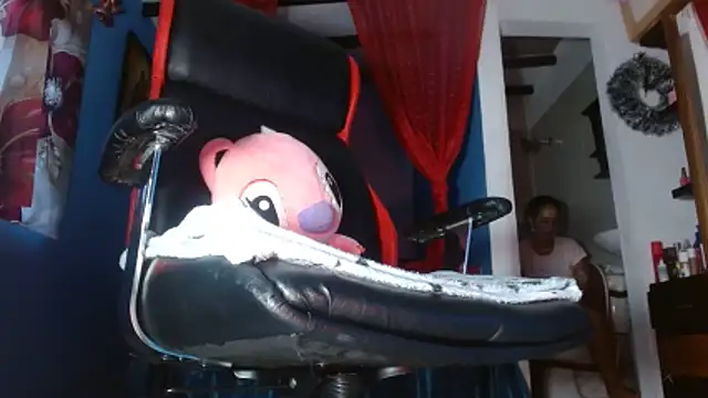 Snapshot of wendy_rivera_ chatting on 15, 11, 2025 wendy rivera online show from 15, 11, 2025