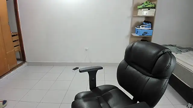 imtonny19 online show from 12, 3, 2025