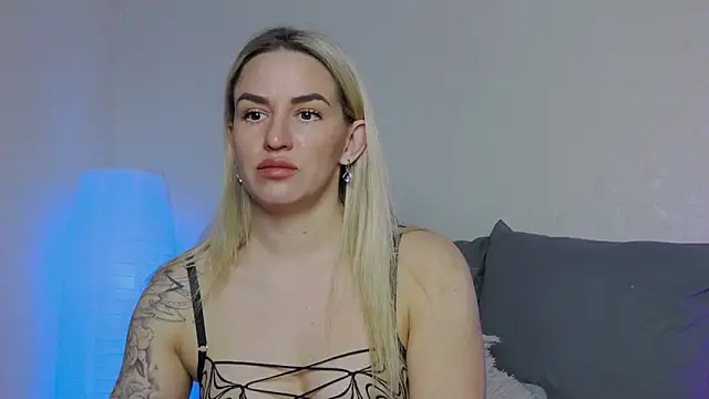 SofiJames online show from 30, 1, 2025