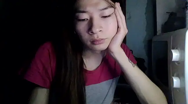 CarlyJoy online show from 23, 2, 2025