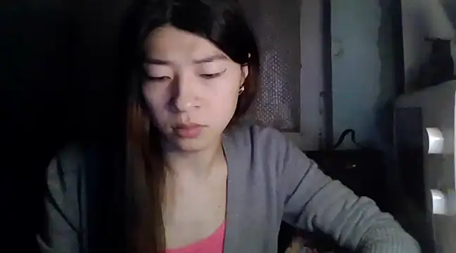 CarlyJoy online show from 5, 3, 2025