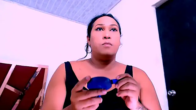 Snapshot of big_alondra_x chatting on 7, 11, 2025 big alondra x online show from 7, 11, 2025