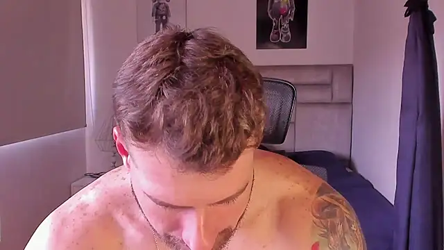 Snapshot of paul_rogerr chatting on 14, 3, 2026 paul rogerr online show from 14, 3, 2026