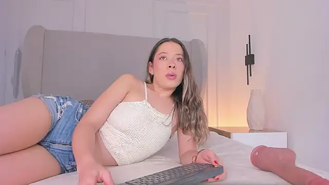 chloe d online show from 3, 11, 2025