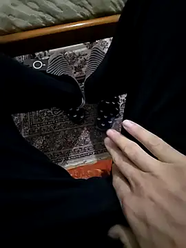 Snapshot of ikarus07 chatting on 8, 1, 2025 ikarus07 online show from 8, 1, 2025