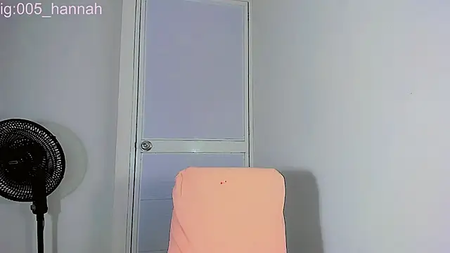 Hannahsmit online show from 14, 10, 2025