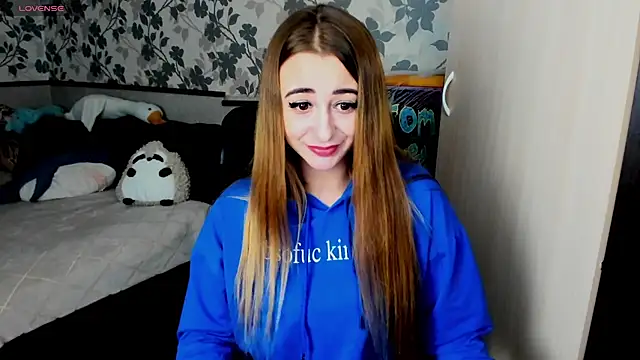 Snapshot of weakness4u chatting on 6, 2, 2025 weakness4u online show from 6, 2, 2025