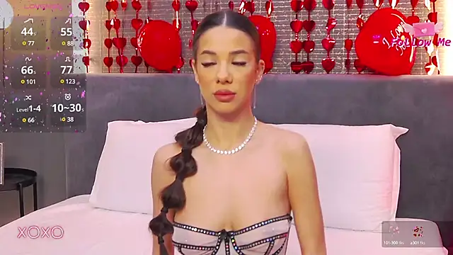 LaraKent online show from 10, 2, 2025