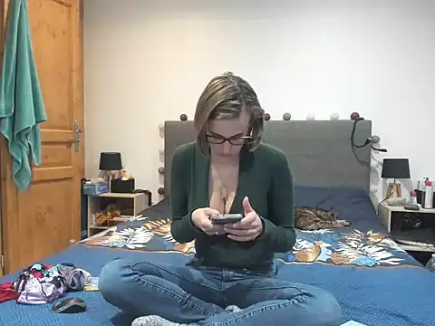 Snapshot of Madame_Callie chatting on 30, 3, 2026 Madame Callie online show from 30, 3, 2026