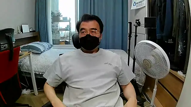 Snapshot of Jackvanlee chatting on 3, 8, 2026 Jackvanlee online show from 3, 8, 2026