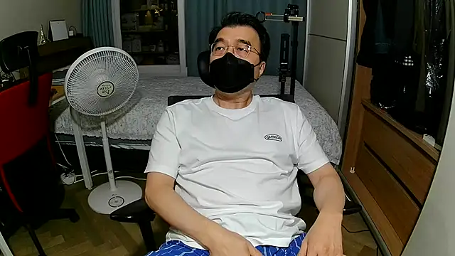 Snapshot of Jackvanlee chatting on 3, 8, 2026 Jackvanlee online show from 3, 8, 2026