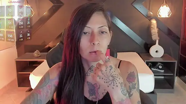 dark gotica online show from 9, 4, 2026