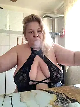 AriannaMilf online show from 15, 9, 2025