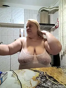 AriannaMilf online show from 22, 5, 2026