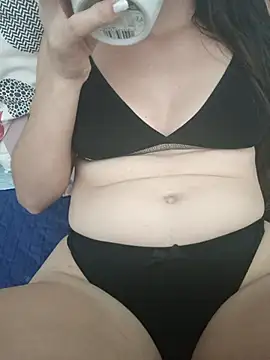 Snapshot of bruna_safadinhaa chatting on 16, 9, 2025 bruna safadinhaa online show from 16, 9, 2025