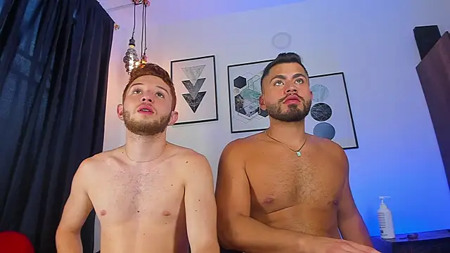 Snapshot of Juan_Castano chatting on 18, 2, 2025 Juan Castano online show from 18, 2, 2025