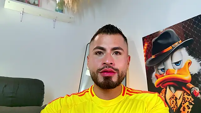 Snapshot of Juan_Castano chatting on 26, 3, 2026 Juan Castano online show from 26, 3, 2026