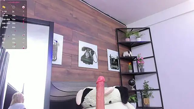 Snapshot of KatyaBlonding chatting on 28, 1, 2025 KatyaBlonding online show from 28, 1, 2025