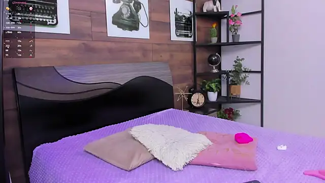 Snapshot of KatyaBlonding chatting on 1, 2, 2025 KatyaBlonding online show from 1, 2, 2025