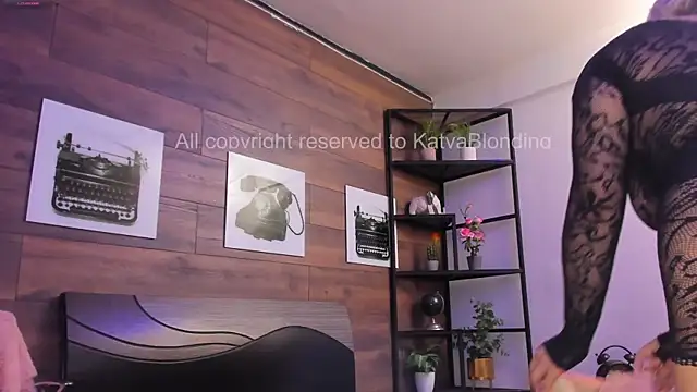 Snapshot of KatyaBlonding chatting on 24, 9, 2025 KatyaBlonding online show from 24, 9, 2025