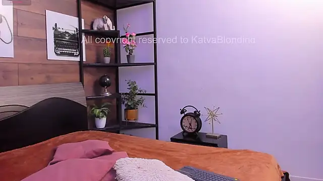 Snapshot of KatyaBlonding chatting on 22, 10, 2025 KatyaBlonding online show from 22, 10, 2025