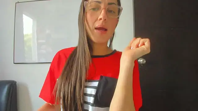 Snapshot of squirttati33 chatting on 9, 2, 2026 squirttati33 online show from 9, 2, 2026