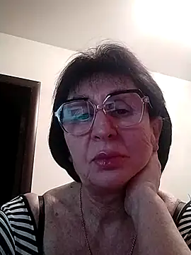 AlbinaXPretty online show from 4, 2, 2025