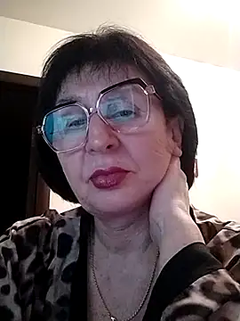 AlbinaXPretty online show from 8, 2, 2025