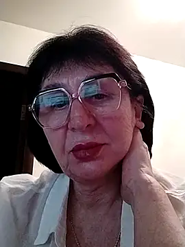 AlbinaXPretty online show from 7, 3, 2025