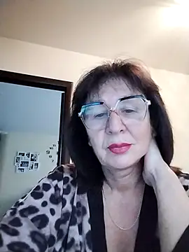 AlbinaXPretty online show from 2, 10, 2025