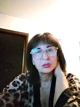 AlbinaXPretty online show from 15, 10, 2025