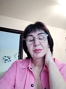 AlbinaXPretty online show from 19, 12, 2025