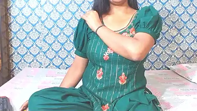 nikitahot3 online show from 8, 4, 2026