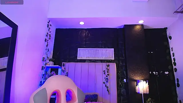 Snapshot of helen_bunnnyx chatting on 13, 2, 2025 helen bunnnyx online show from 13, 2, 2025