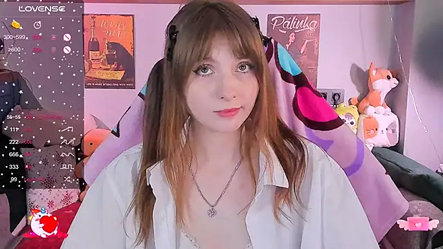 Snapshot of AliceLanley chatting on 14, 12, 2024 AliceLanley online show from 14, 12, 2024