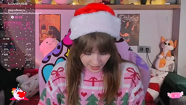 Snapshot of AliceLanley chatting on 24, 12, 2024 AliceLanley online show from 24, 12, 2024