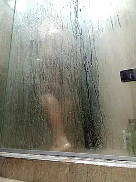 Snapshot of lucia_vonne_ chatting on 14, 9, 2025 lucia vonne online show from 14, 9, 2025