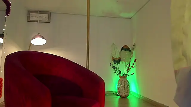 Snapshot of Kat_Art chatting on 8, 12, 2024 Kat Art online show from 8, 12, 2024